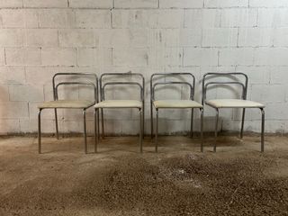Set di 4 sedie vintage cromate