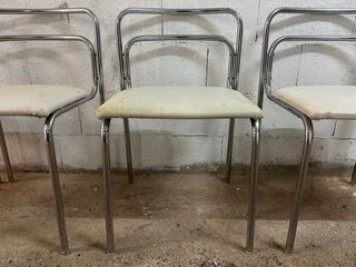 Set di 4 sedie vintage cromate