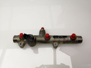 RAMPA INYECTORA AUDI A4 ALLROAD QUATTRO (8K) (3)