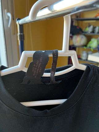 Camiseta Vlone Negra y Azul