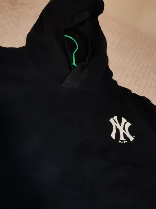 Sudadera con capucha New York Negra