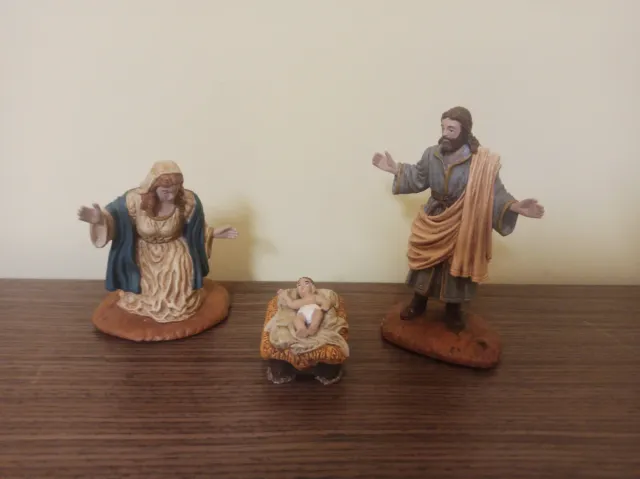 Belén Oliver 11cm Virgen, San José y Jesús