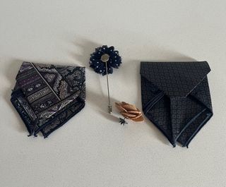 Accesorios para americana: pañuelos y flor