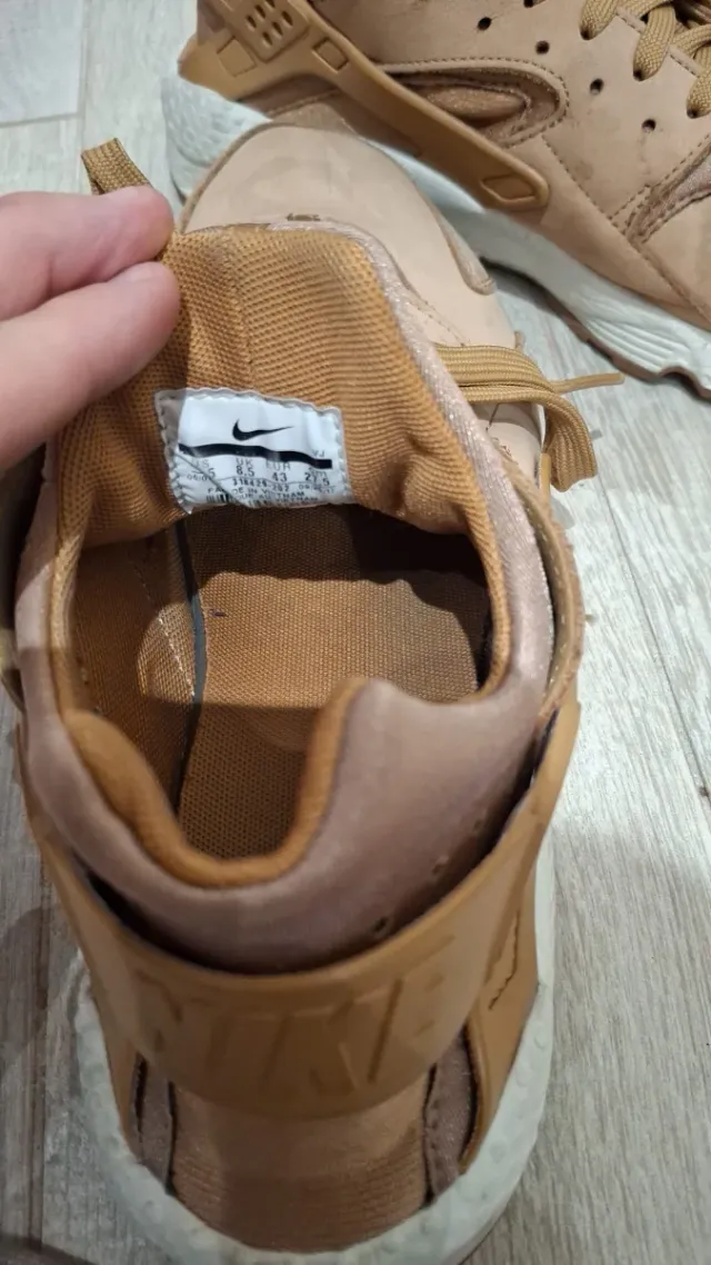 Nike Huarache Mostaza Beige/Dorado