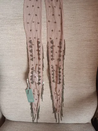 Fular Hoss Intropia rosa y dorado