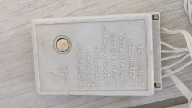 Catena luminosa cascata blu e bianche