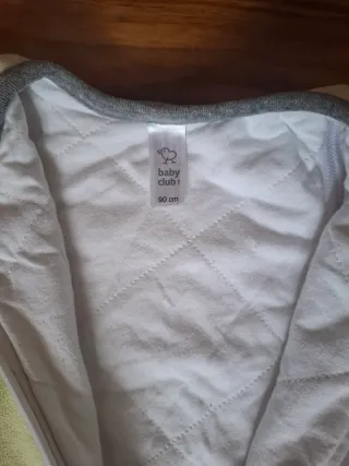 Saco de dormir para bebé con diseño espacial