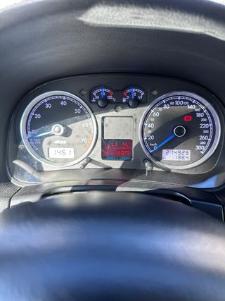 Volkswagen Golf 2003