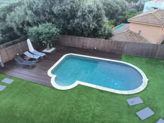 Tarima exterior madera Ipe. 50 metros cuadrados.