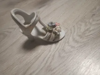 Zapato de cerámica decorativo