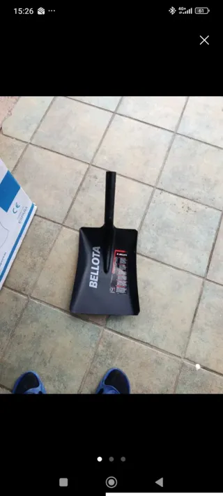 Pala cuadrada Bellota la ultima