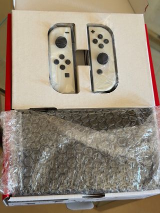Nintendo Switch OLED Bianca