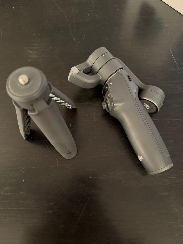 DJI Osmo Mobile 6 Gimbal per smartphone
