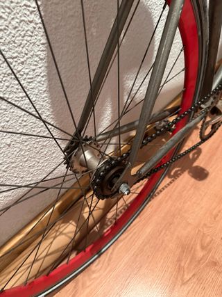 Bicicleta Fixie / Single Speed llantas roja