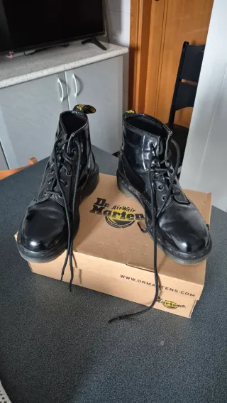 Vendo Dr. Martens N. 41 nere come nuove