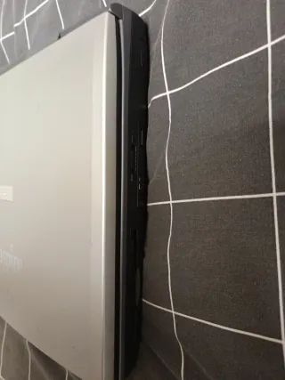 Portátil Acer Aspire Plata