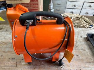 Extractor/Ventilador Vevor 145W Naranja