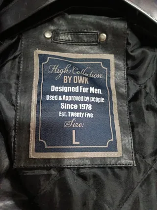 Cazadora de cuero negra