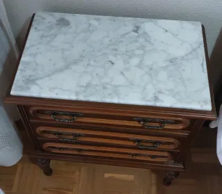 2 Camas de 90, Colchones y somieres Regalo mesilla