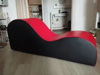 Sofá Tantra Negro y Rojo