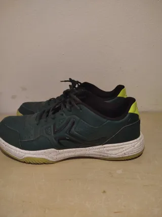 Zapatillas deportivas verdes y amarillas talla 44