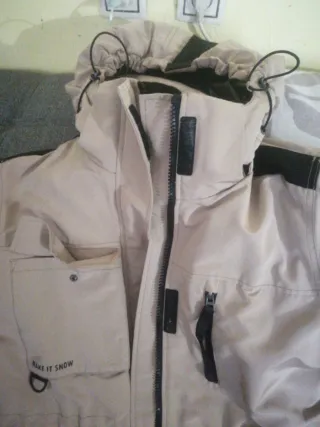 Chaqueta de invierno beige