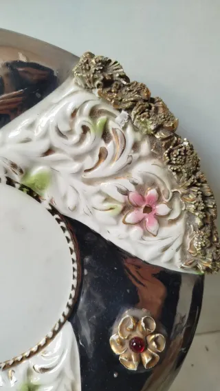 Piatto sottovaso decorato
