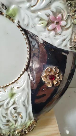 Piatto sottovaso decorato