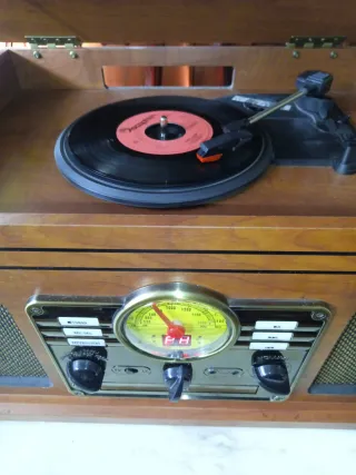 Tocadiscos CD Radio Cassette Madera