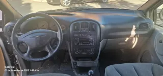 Crysler Voyager 2004 para piezas