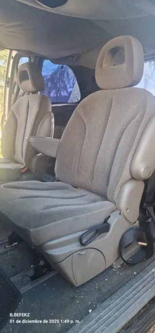 Crysler Voyager 2004 para piezas