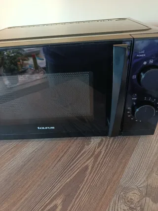 Microondas Taurus
