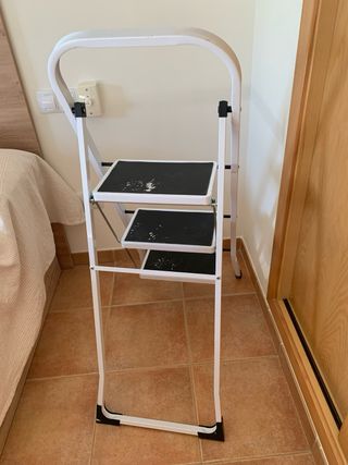 Escalera plegable 3 peldaños