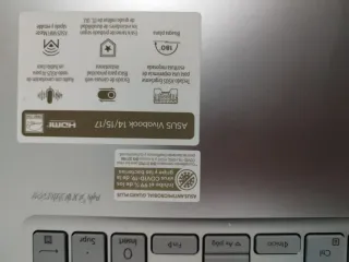 ASUS Vivobook Portatile Grigio/Argento