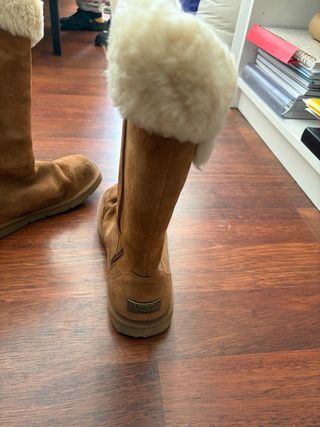 Botas UGG altas originales marrones