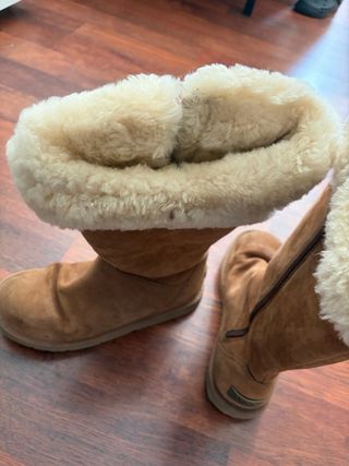 Botas UGG altas originales marrones