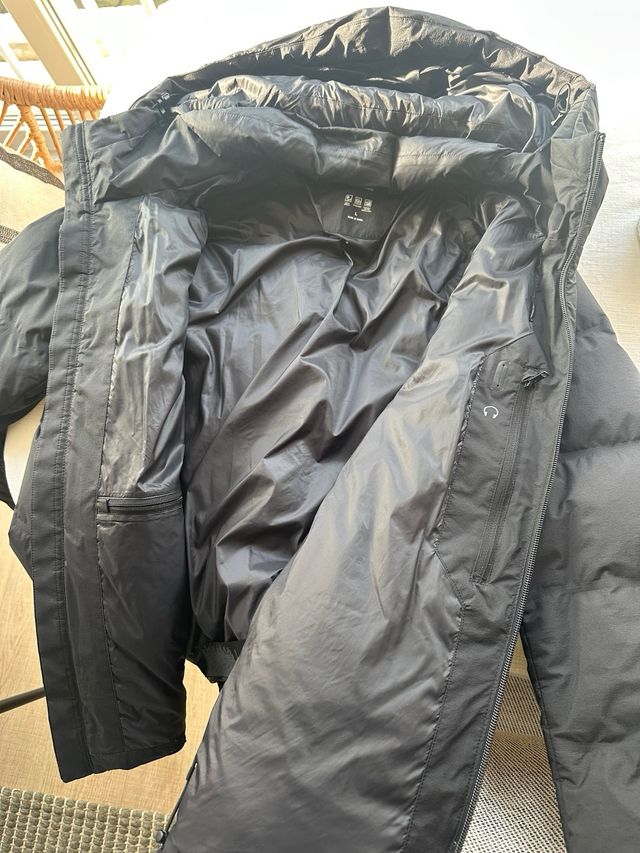 Abrigo plumas Uniqlo negro