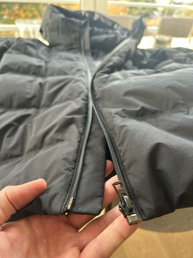 Abrigo plumas Uniqlo negro