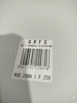 Caja Fuerte con Llave y Combinación