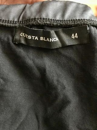 Falda tubo corta algodón negra