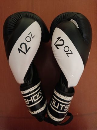 Guantes Boxeo OUTSHOCK 12 oz Negro/Blanco