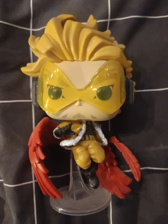 Funko Pop Hawks My Hero Academia sin caja
