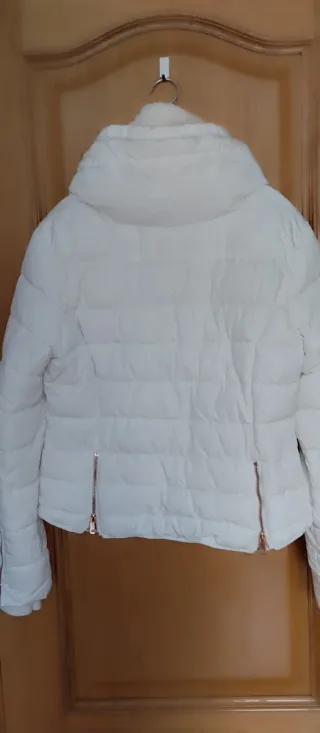Chaqueta acolchada Zara blanca