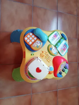 Mesa de juegos infantil musical