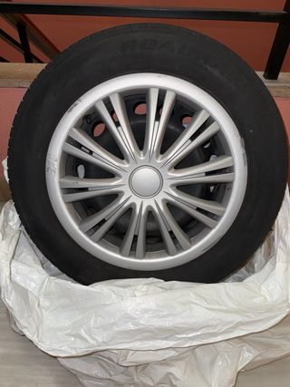 Llantas RENAULT CLÍO 16 Tapacubos