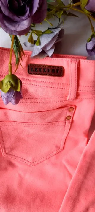 Pantalón pitillo Lexxury rosa