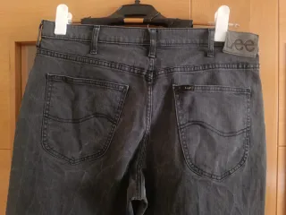 Pantalón vaquero Lee. Hombre.