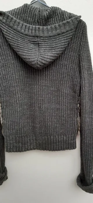 Rebeca punto capucha pelo -Brave Soul - Talla M