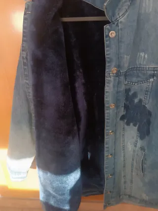 Chaqueta tejana 3/4 con forro de pelo