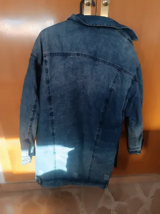 Chaqueta tejana 3/4 con forro de pelo